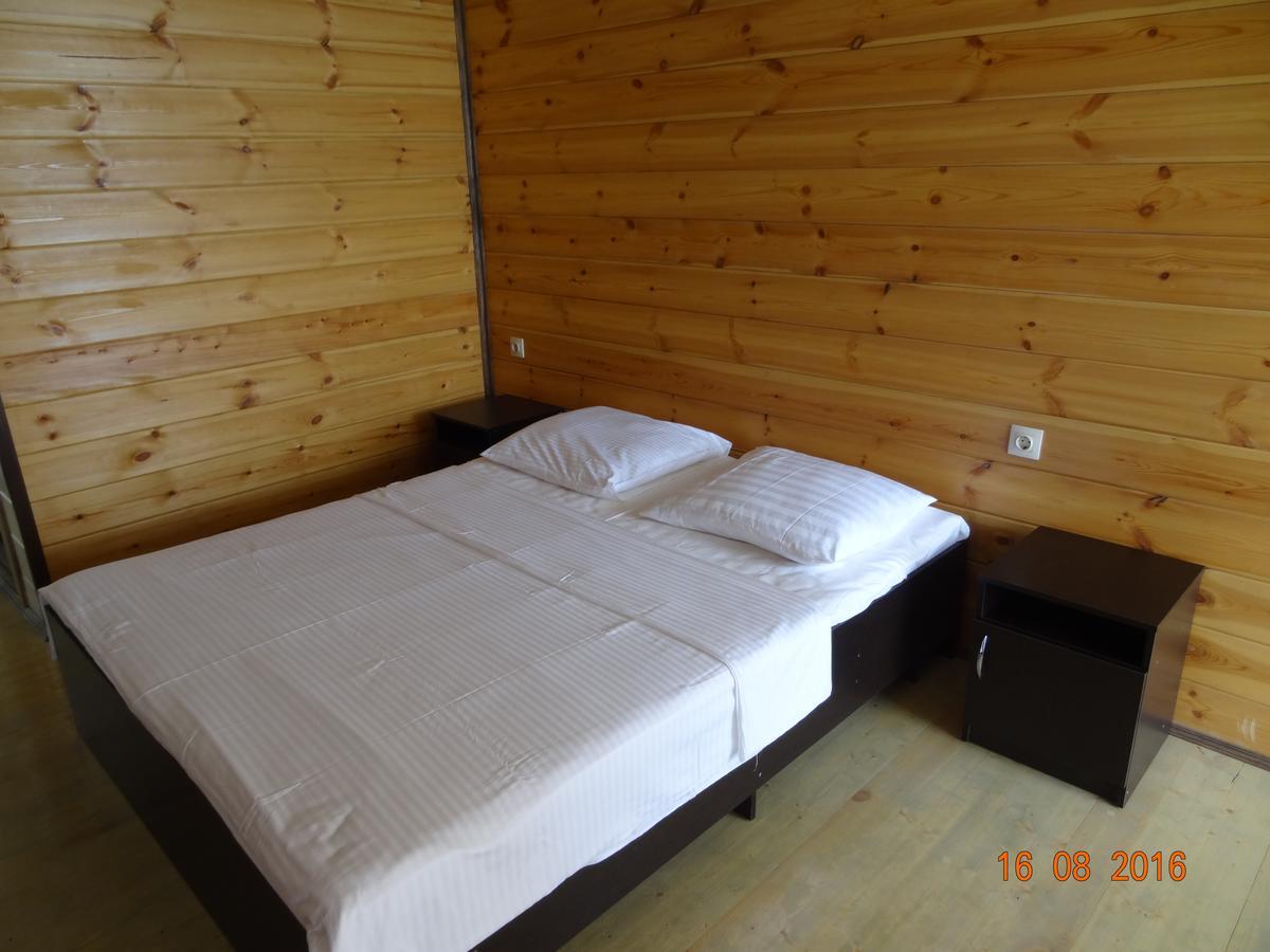 Captain Black Hotel Pizunda Exterior photo
